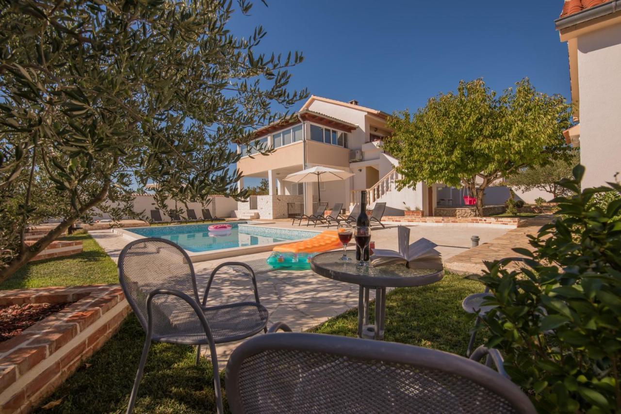 Holiday Home Dinko Pridraga Exterior foto